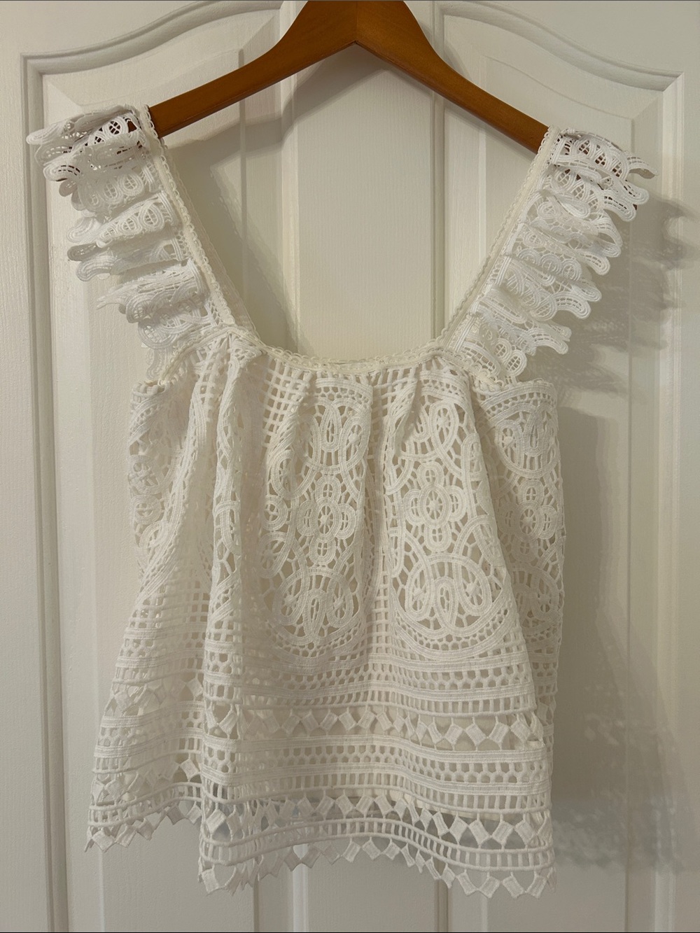 Beautiful Anthropologie Eri + Ali White Lace Top XS